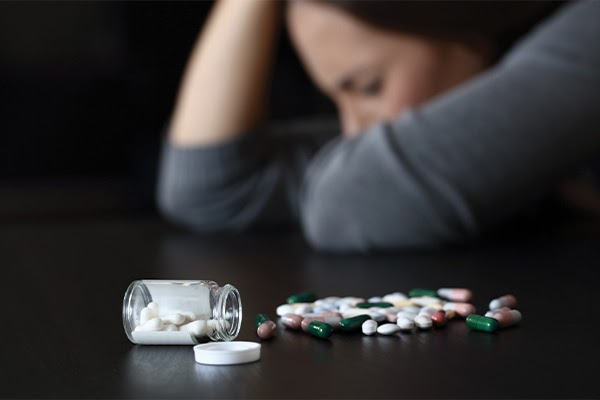 Drug misuse, abuse, and addiction: What's the difference ...